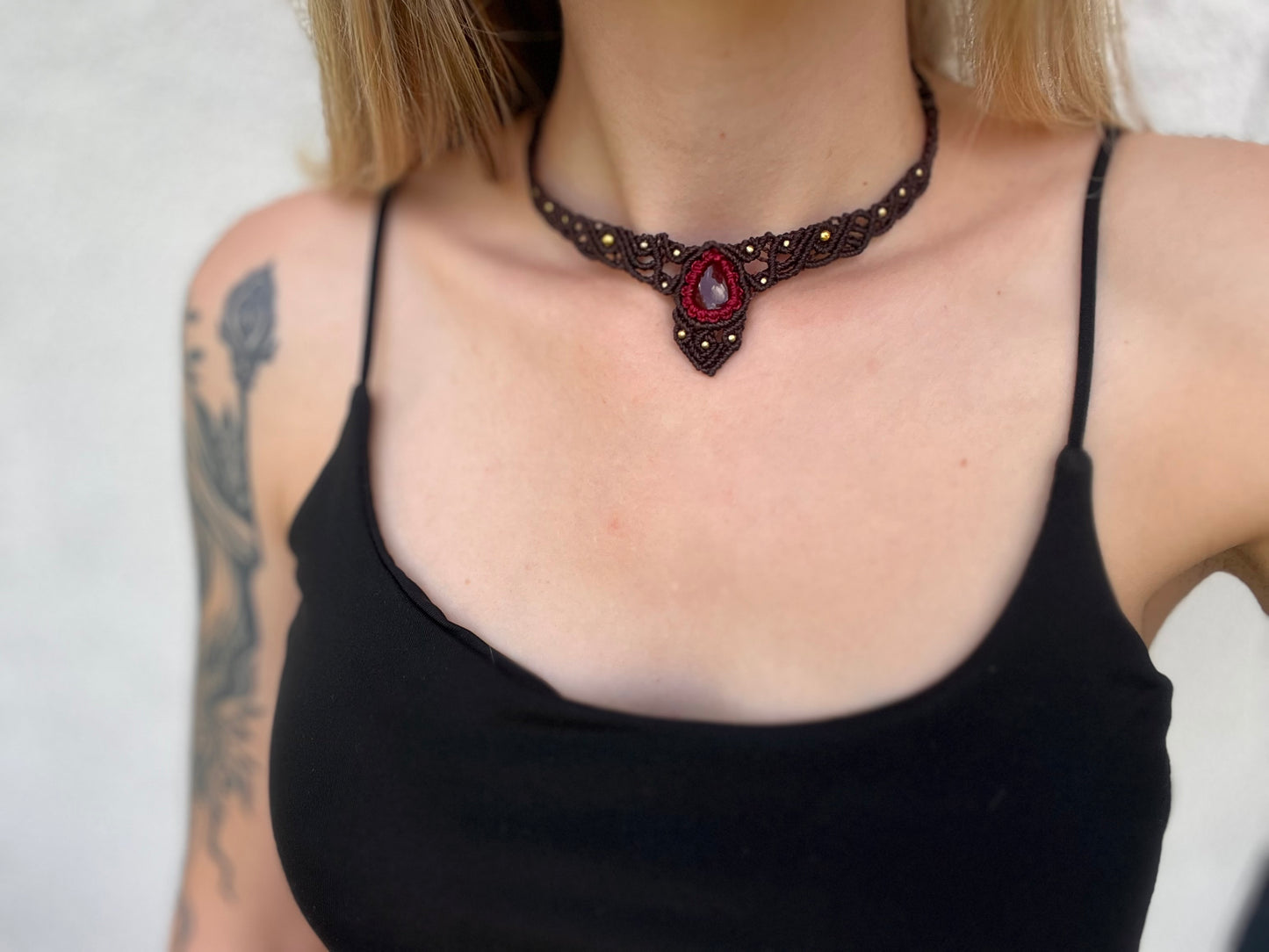 Ogrlica s kristalom Rdeči ahat