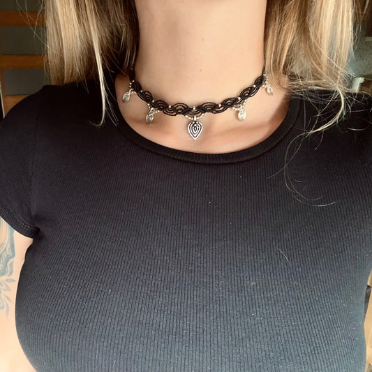 Choker Necklace